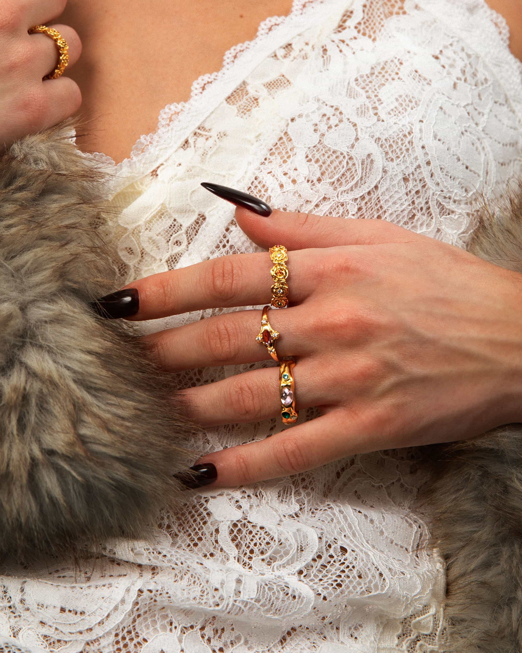 Juliet Garnet Ring